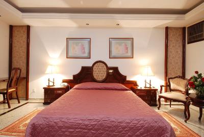 امریکاز بنیدرم هتل