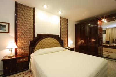 امریکاز بنیدرم هتل