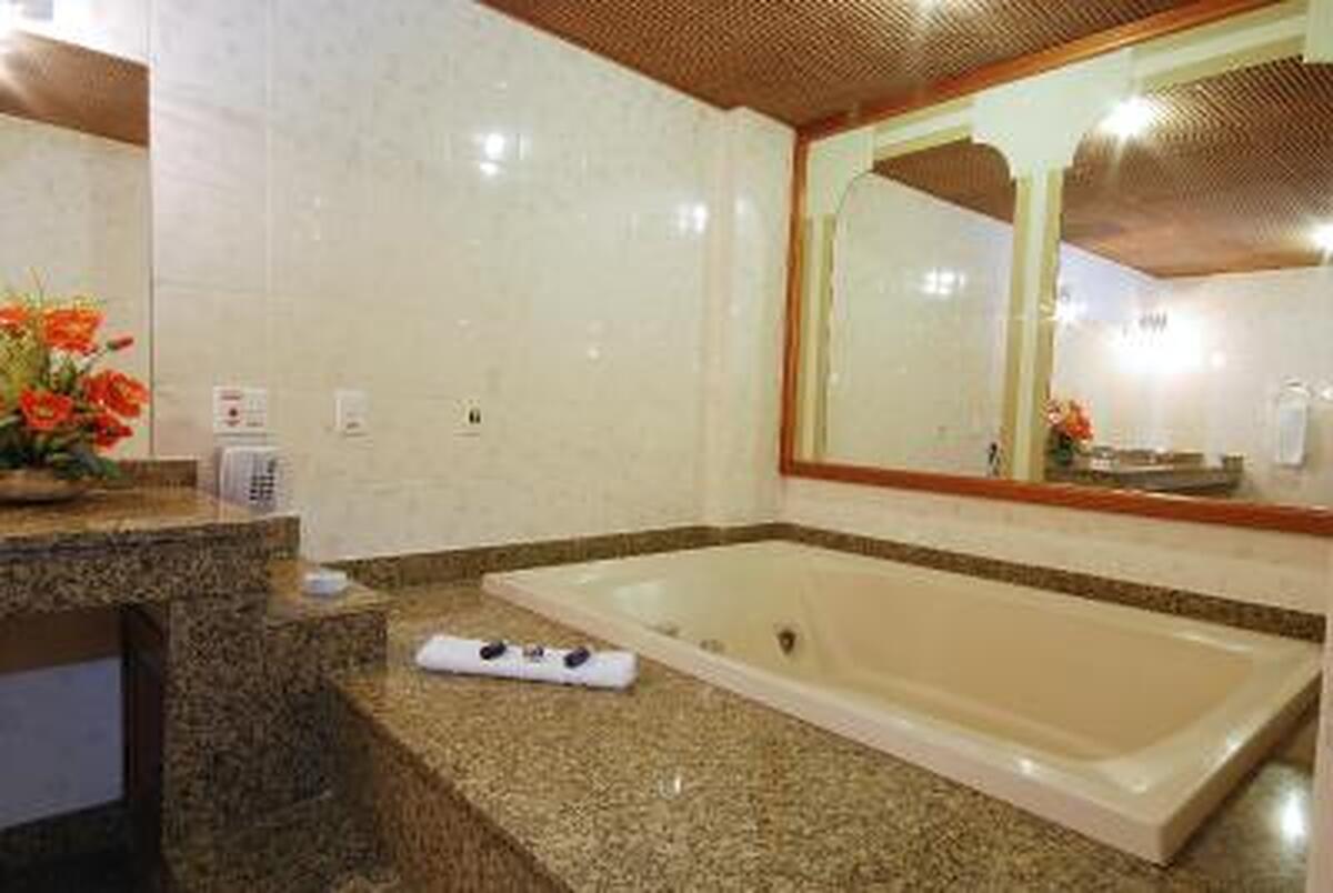 امریکاز بنیدرم هتل