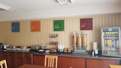 تراولج بای ویندهام ولاند