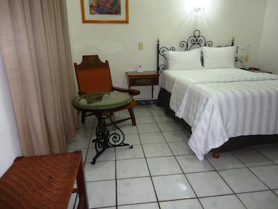 بست وسترن پلاس هتل سبالز