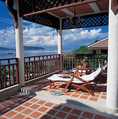 تاورن بیچ ویلیج ریزورت اند اسپا پاکت