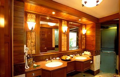 تاورن بیچ ویلیج ریزورت اند اسپا پاکت