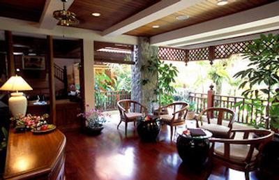 تاورن بیچ ویلیج ریزورت اند اسپا پاکت