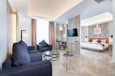 گراند اُرچاردز هتل راجاوالی کمران