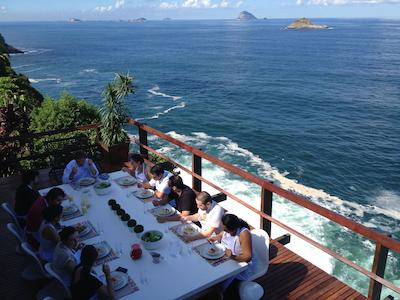 کلیفسید گوست هوس اند اکسپرینس