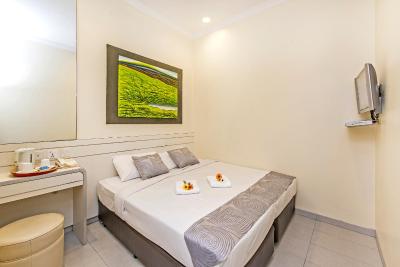 هتل 81-الگانس