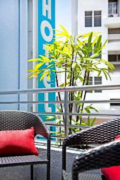 هتل 81-الگانس