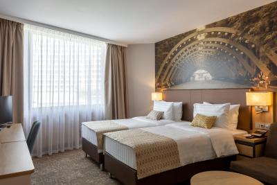 هالیدی این سکولنیکی