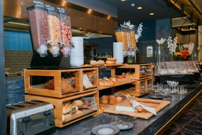 هالیدی این سکولنیکی