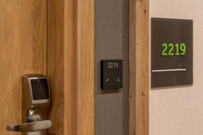 هالیدی این سکولنیکی