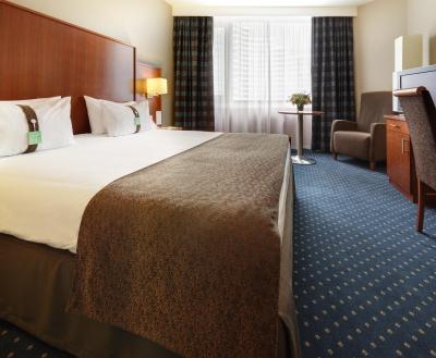 هالیدی این سکولنیکی