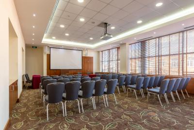 هالیدی این سکولنیکی