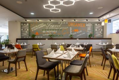 هالیدی این سکولنیکی