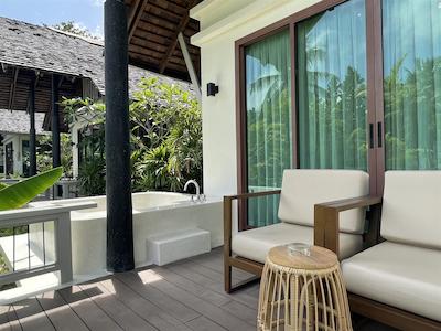 مانادای خاو لاک