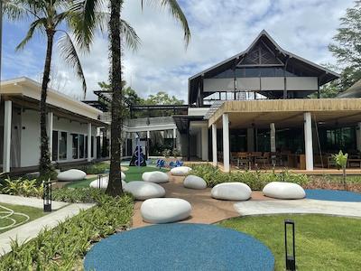 مانادای خاو لاک