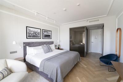 لاسالا پلازا هتل