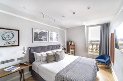 لاسالا پلازا هتل