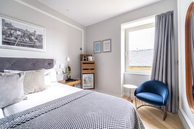 لاسالا پلازا هتل