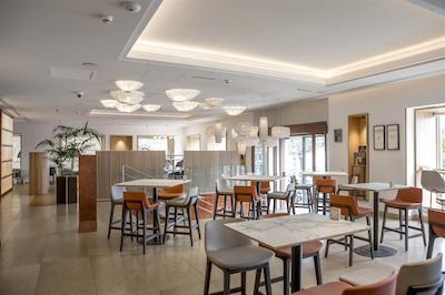 لاسالا پلازا هتل