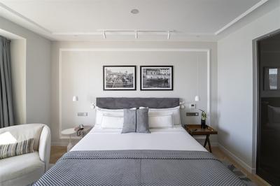 لاسالا پلازا هتل