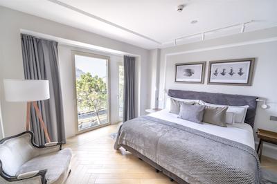 لاسالا پلازا هتل