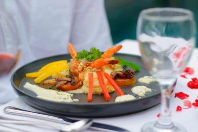 پارک هتل نوسا دوا