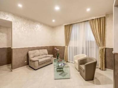 هتل سنترو کاوور