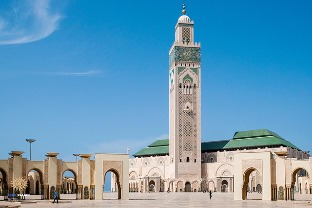 اوم پالاس