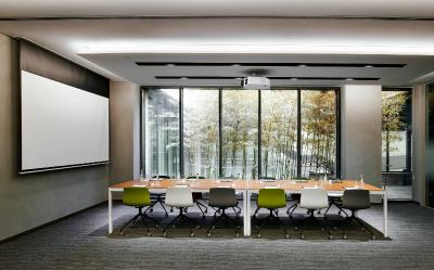 کورتیارد اسئوول بتانیک پارک