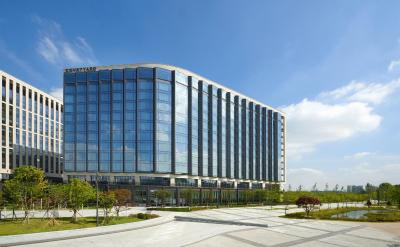 کورتیارد اسئوول بتانیک پارک