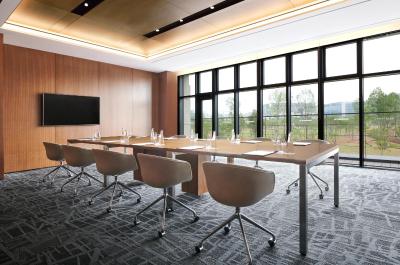 کورتیارد اسئوول بتانیک پارک