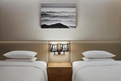 کورتیارد اسئوول بتانیک پارک