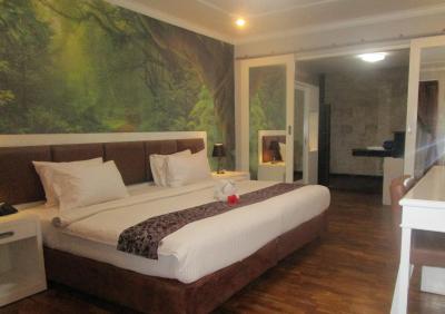 د تامان اِیو