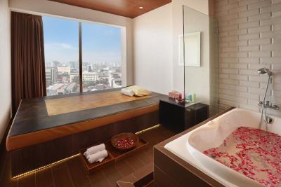 گولدن تولیپ پاسر بار