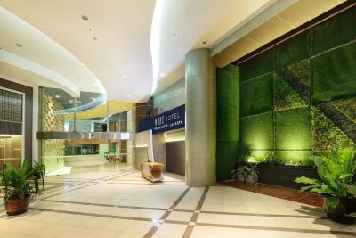 گولدن تولیپ پاسر بار