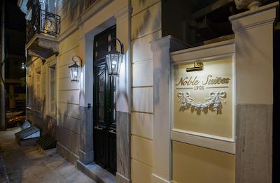 نوبل سوئیتس