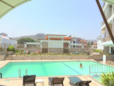 تاناویت هتل اند اسپا