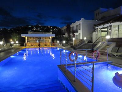 میسُن 48 اپارتمنتز