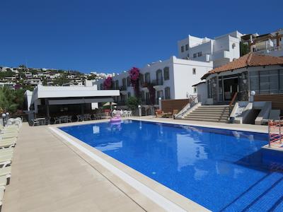 میسُن 48 اپارتمنتز