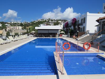 میسُن 48 اپارتمنتز