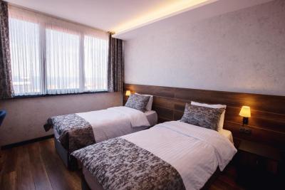 لیف پوینت هتل