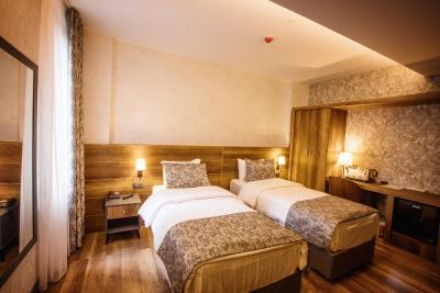 لیف پوینت هتل