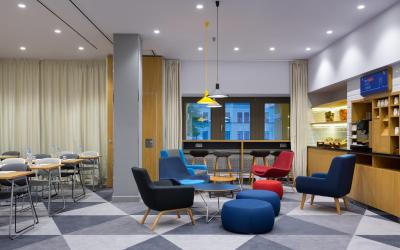 هالیدی این اکسپرس سنت پترزبورگ سادوایا