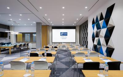 هالیدی این اکسپرس سنت پترزبورگ سادوایا