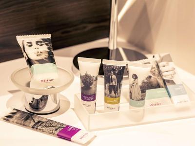 مرکور آلماتی سیتی سنتر