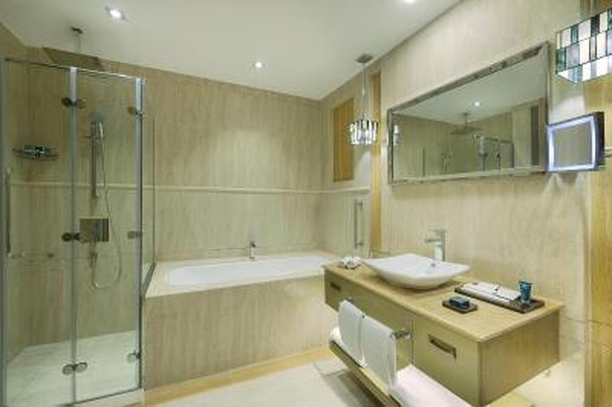 وایندهام دوحه وست بی