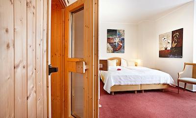 نردیک هتل دنیسهر هف