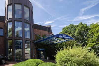 نردیک هتل دنیسهر هف