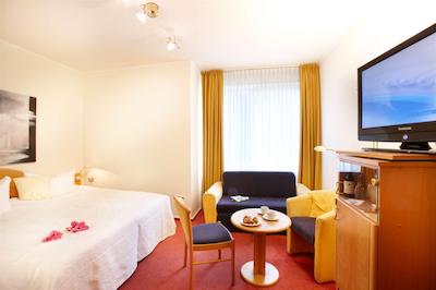 نردیک هتل دنیسهر هف